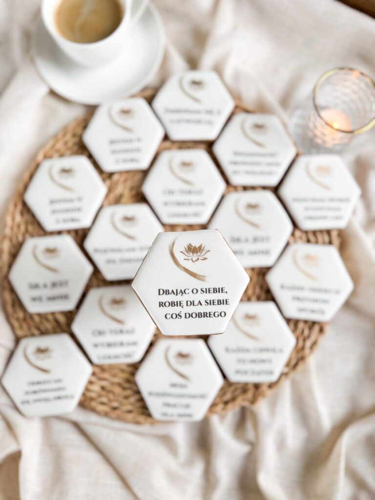 pierniczki, co na prezent na urodziny, firmowe upominki, pierniczki firmowe, pozytywne afirmacje