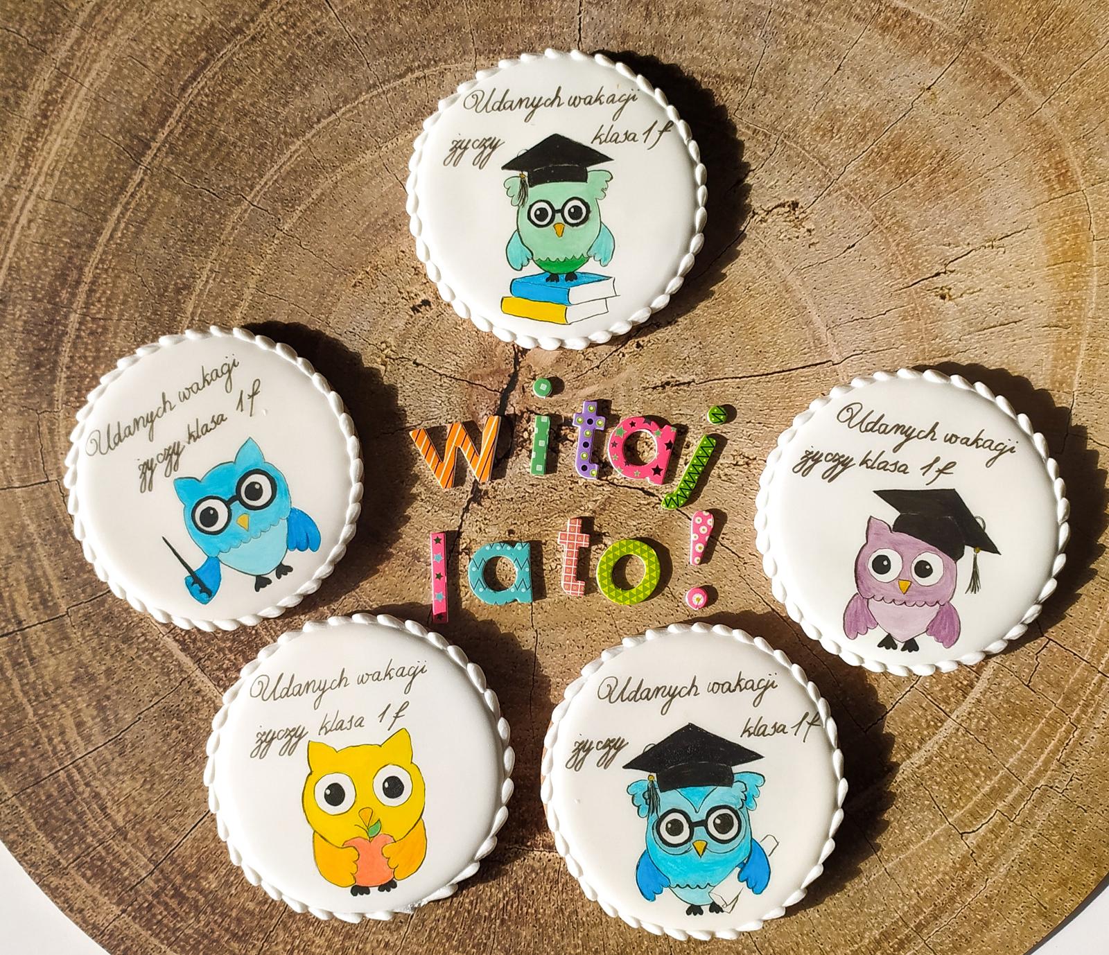 pierniczki, co na prezent dla nauczyciela, pierniczki na dzień nauczyciela, dzień nauczyciela