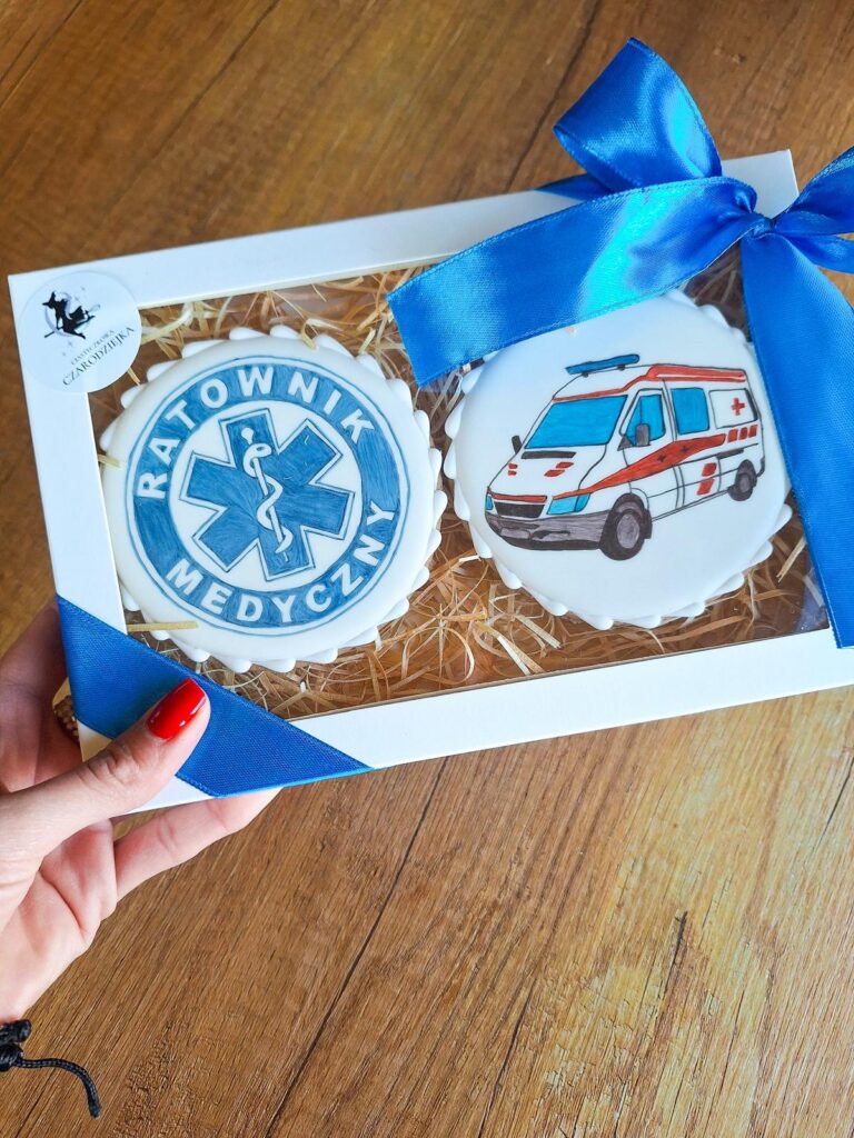 pierniczki, co na prezent dla ratownika, prezent na urodziny, upominki firmowe, pierniki z logo